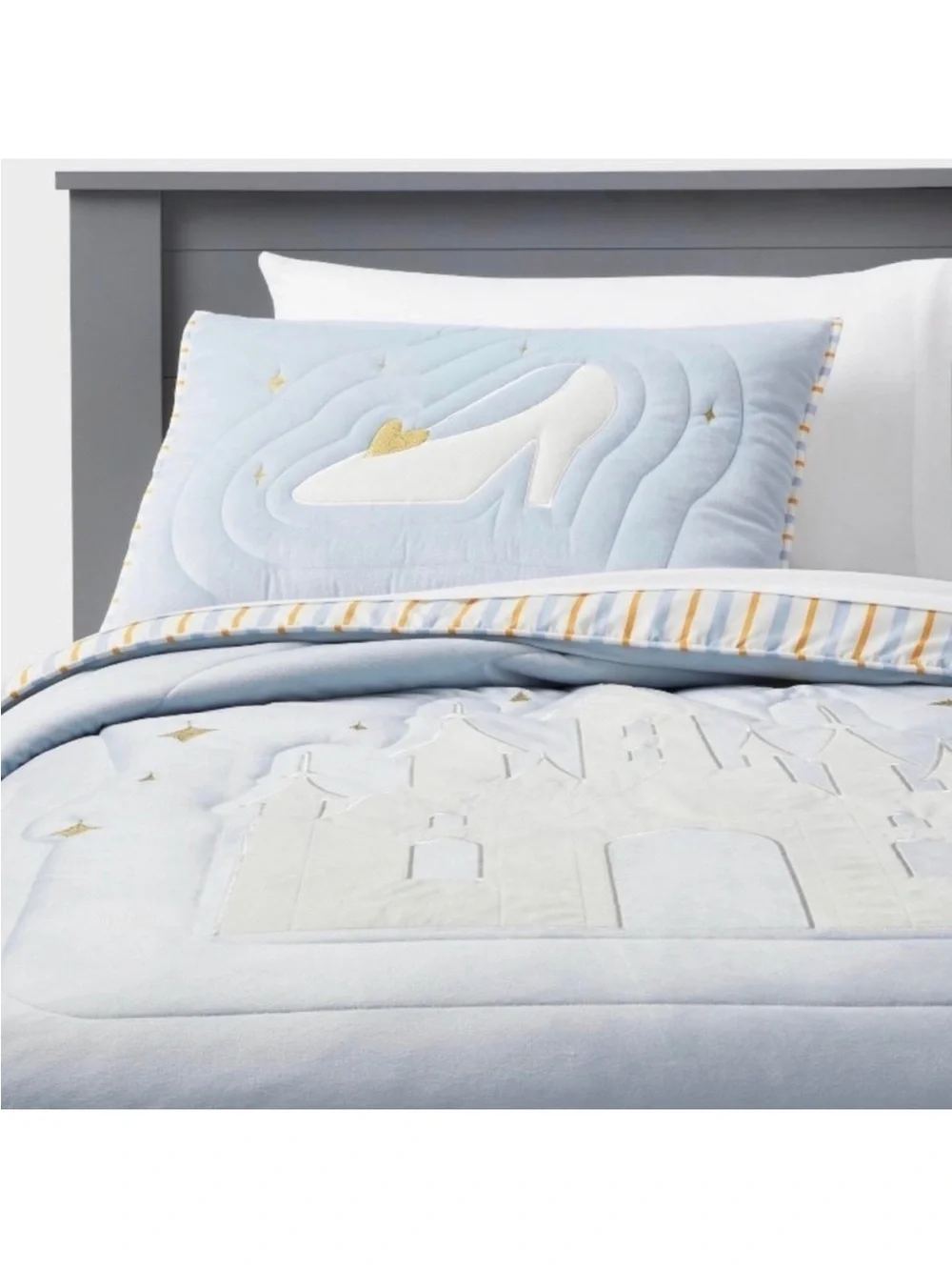 Princess Castle Quilt The Disney Collection Pillowfort Matching Shams FULL QUEEN